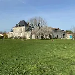 Chateau De לינה וארוחת בוקר Varaize