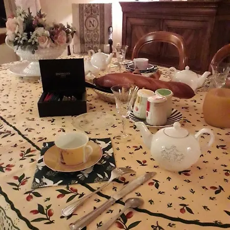 Château De Couette-café 3*