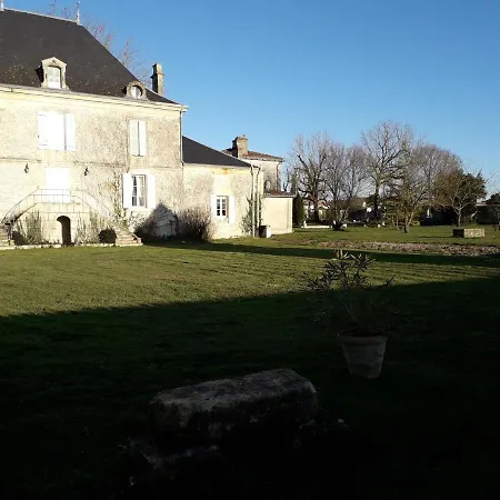 Chateau De * Varaize
