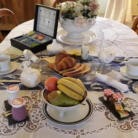 Couette-café Château De Varaize