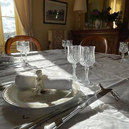 Château De 3* Varaize