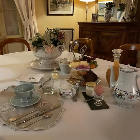 Chateau De Frühstückspension 3*