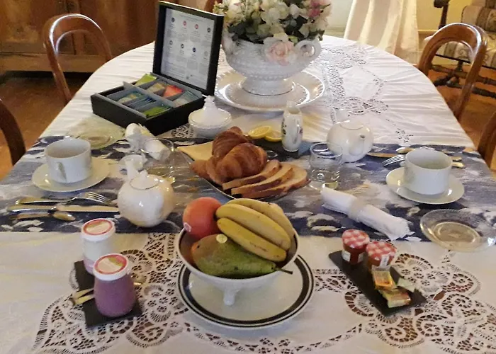 Bed & Breakfast Chateau De Varaize